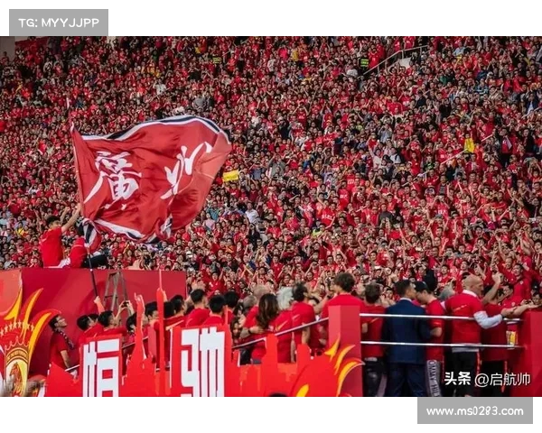 足球转会窗口全面开启 多队积极补强球员争夺战白热化